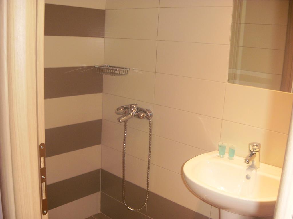 Klimis Rooms & Apartments Потос Номер фото